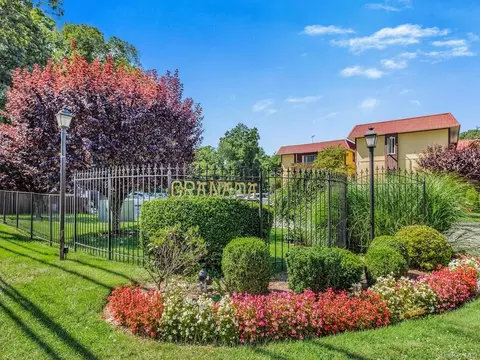 17 Granada Cres #1, Greenburgh, NY 10603