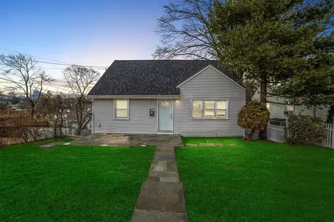 29 N French Ave, Greenburgh, NY 10523