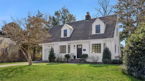 55 Midway Ave, Locust Valley, NY 11560