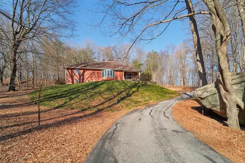 315 Cushman Rd, Patterson, NY 12563