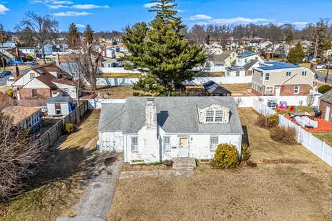 731 Northern Pkwy, Uniondale, NY 11553