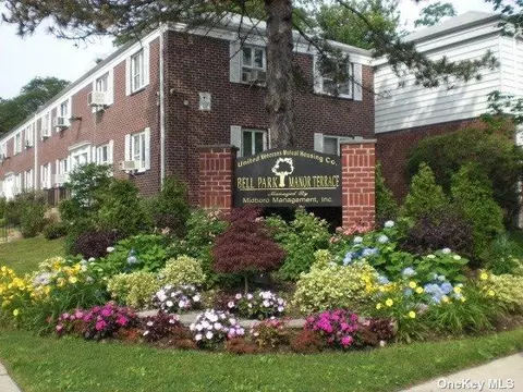 226-01 88th Ave #LOWER, New York, NY 11427