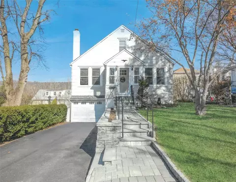 179 Serrano Ave, Mount Pleasant, NY 10532