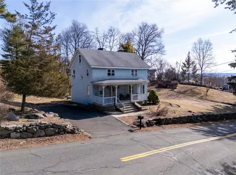 84 Cricketown Rd, Stony Point, NY 10980