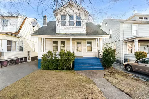 21 Edgar St, Poughkeepsie, NY 12603