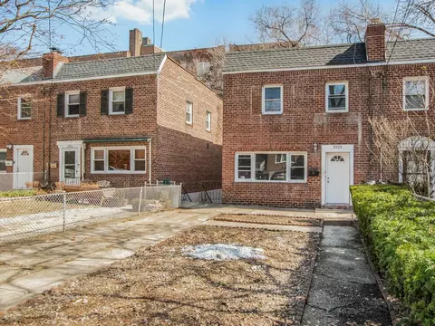 5924 Post Rd, New York, NY 10471