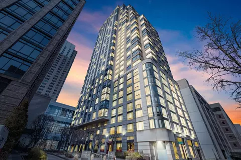 10 City Pl #29F, White Plains, NY 10601
