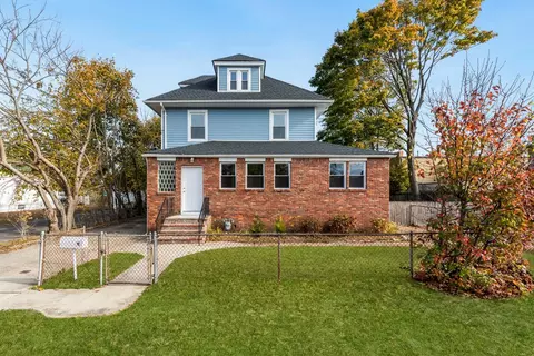 30 Verazzano Ave, Copiague, NY 11726
