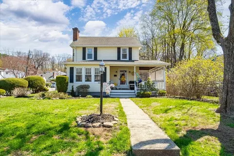 8 Hillside Ave, Ramapo, NY 10901