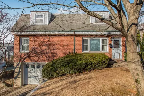 11 Abbott St, Yonkers, NY 10703