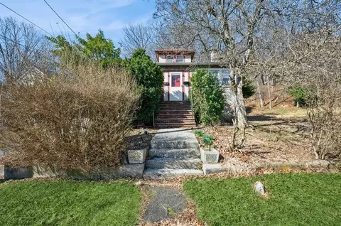 90 Rose St, Greenburgh, NY 10706