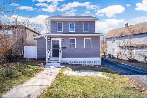 10 Myrtle Ave, Middletown, NY 10940