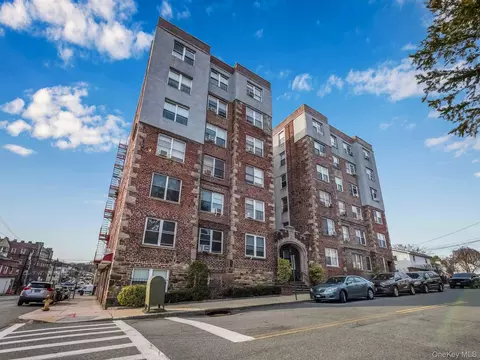 305 6th Ave #5G, Pelham, NY 10803