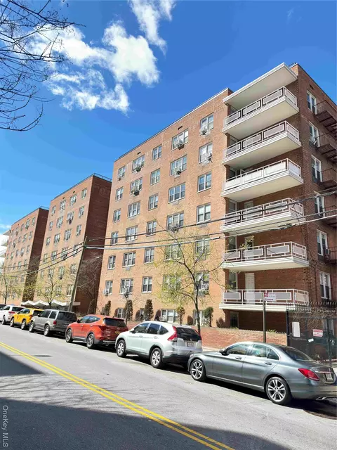 34-20 Parsons Blvd #LJ, Flushing, NY 11354