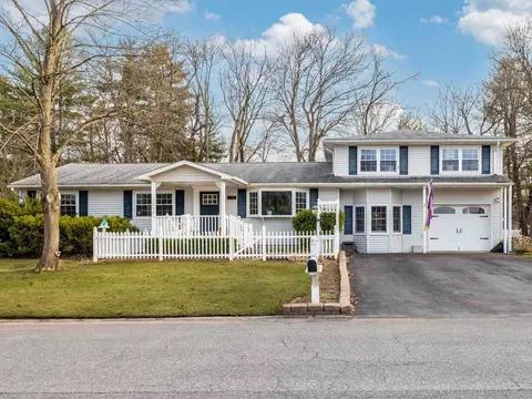 20 Mary Ave, Ulster, NY 12449