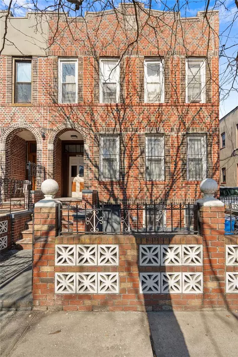 4607 Snyder Ave #4, Brooklyn, NY 11203