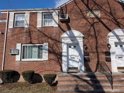260-27 Langston Ave #2ND, Glen Oaks, NY 11004