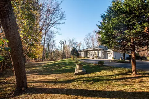 445 Ridge Rd, Greenburgh, NY 10530