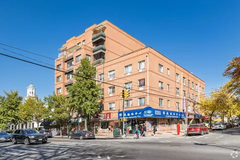 8523 Broadway #5C, Elmhurst, NY 11373