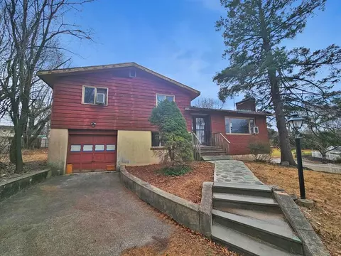 116 Juniper Hill Rd, Greenburgh, NY 10607