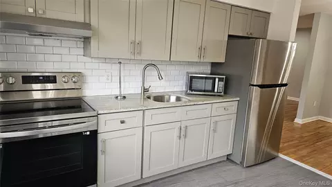 810 Blooming Grove Tpke #73, New Windsor, NY 12553