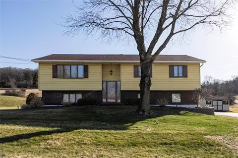 46 Upton Rd, La Grange, NY 12540
