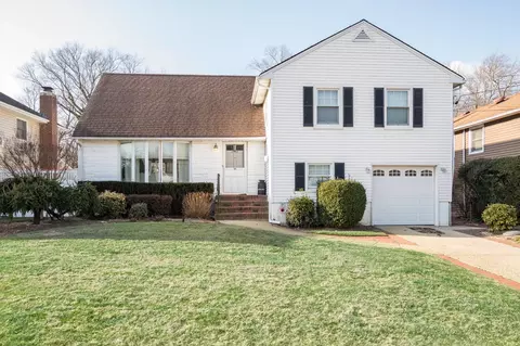 1764 Merikoke Ave, Wantagh, NY 11793