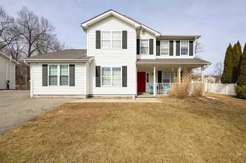137 Fulton St, Poughkeepsie, NY 12601