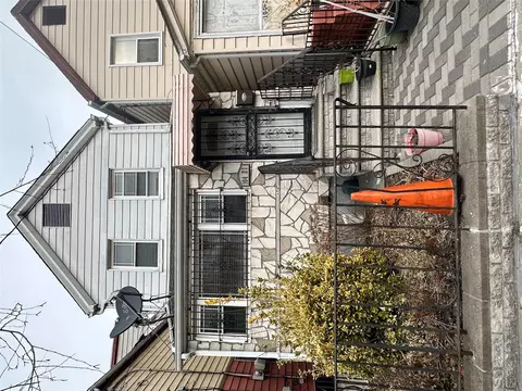 10421 171st St, Jamaica, NY 11433