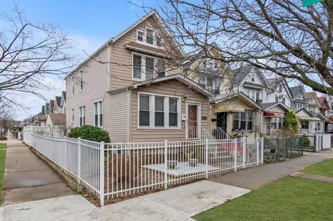 14620 111th Ave, Jamaica, NY 11435