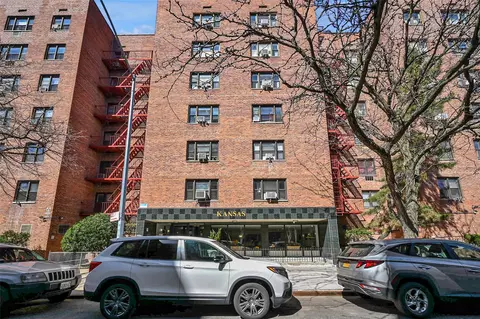 99-05 58 #6 I, New York, NY 11368