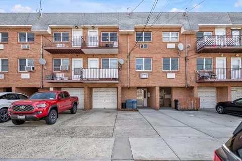 43-21 215 Pl, New York, NY 11361