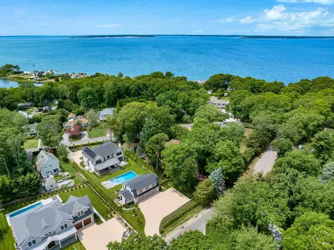 18 Bay View N Rd, Southampton, NY 11968