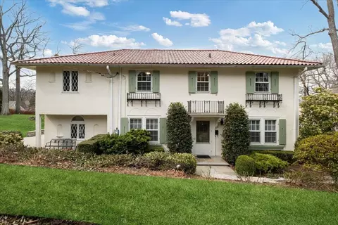 41 Club Way, Greenburgh, NY 10530