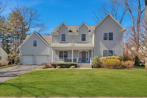 250 Ferndale Rd, Greenburgh, NY 10583