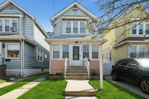 94-43 226th St, Hempstead, NY 11001