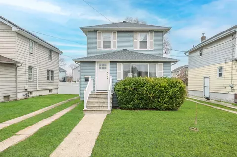 3117 Skillman Ave, Oceanside, NY 11572