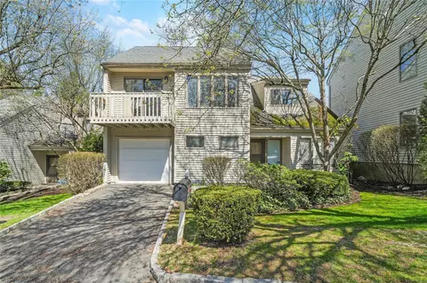3 Evon Ct, Scarsdale, NY 10583
