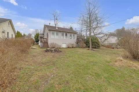 24 Orchard Rd, Southeast, NY 10509