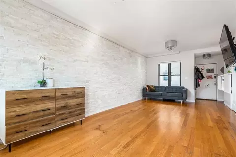 134 W End Ave #5B, Brooklyn, NY 11235