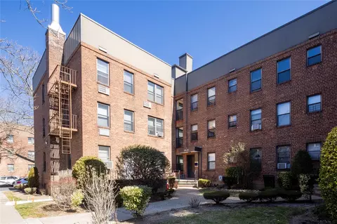 215-12 47th Ave #3A, Bayside, NY 11361