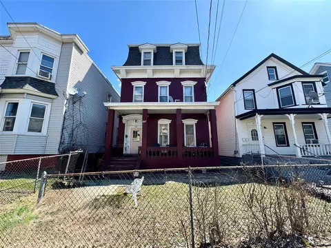 13 Third St, Haverstraw, NY 10927
