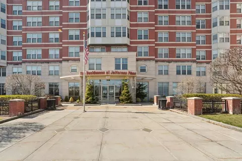 300 Mamaroneck Ave #629, White Plains, NY 10605