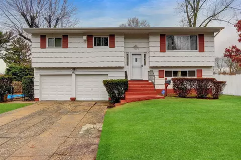 1026 Commack Rd, Dix Hills, NY 11746