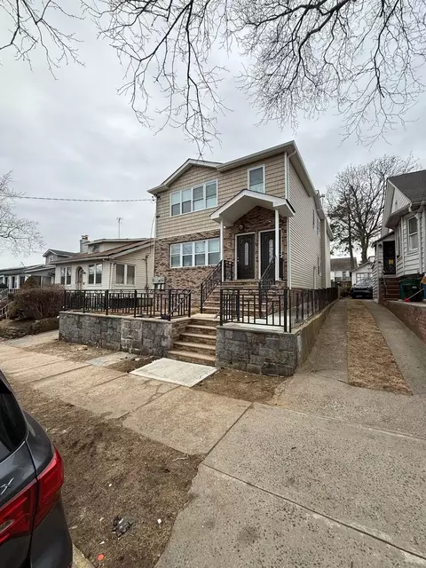 4523 Murdock Ave, New York, NY 10466