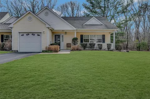 2701 Amen Cor #2701, Riverhead, NY 11901