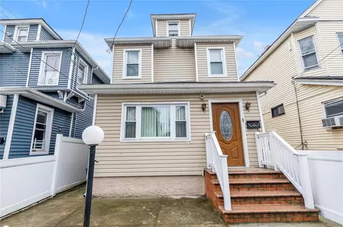 105-22 Remington St, Jamaica, NY 11435