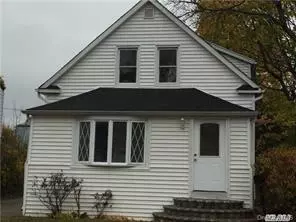 183 Perry St, Hempstead, NY 11550