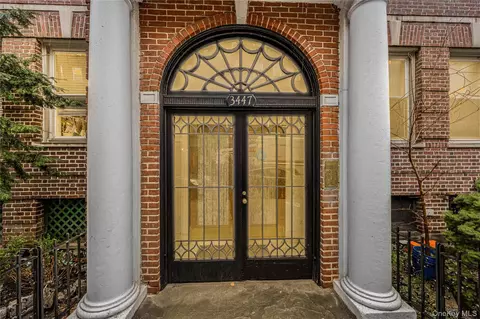 3447 82nd #42, New York, NY 11372