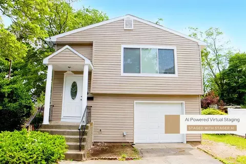 9 Juniper, Amityville, NY 11701